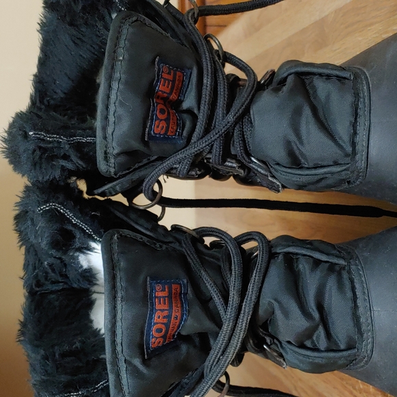 Sorel Badger Waterproof Winter Boots 7 - Picture 4 of 17